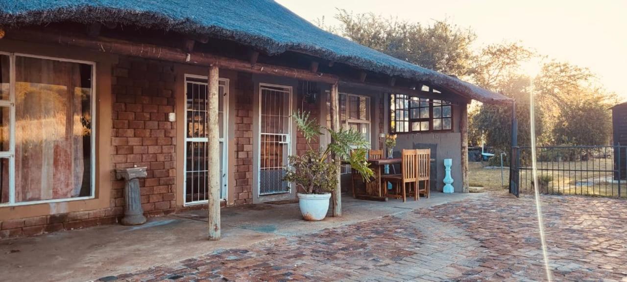 Thabazimbi Bushveld Self Catering Accommodation Exteriör bild